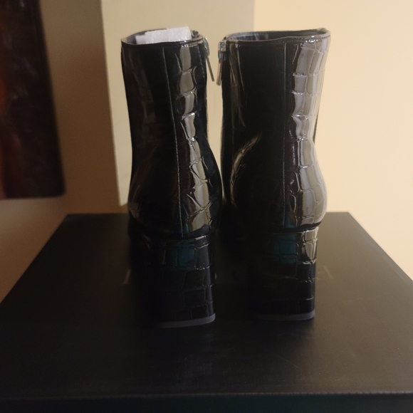 Eloquii Patent leather crocodile booties - Picture 3 of 5
